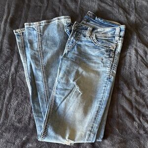Silver Jeans Light Blue Distressed Straight Leg Jeans. Size 27/33